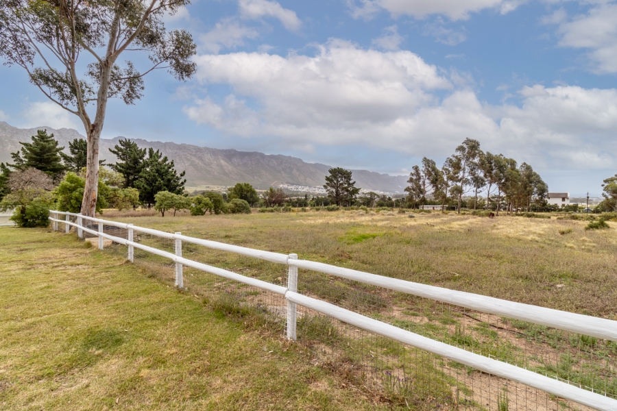 3 Bedroom Property for Sale in Firlands Western Cape